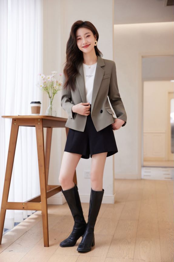 Fashion Short Long Sleeve Coat