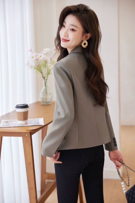 Fashion Short Long Sleeve Coat